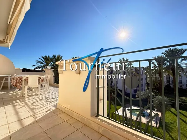 VIAGER OCCUPE SANARY S/MER STANDING DERNIER ETAGE BEAU T4 DE