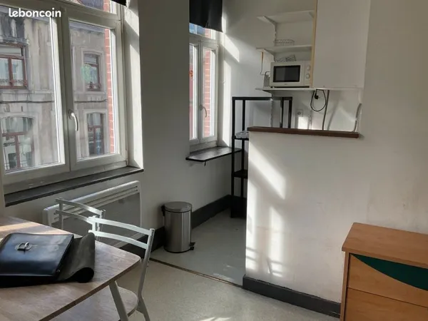 Studio meublé à louer