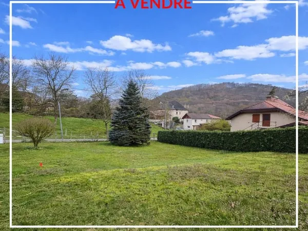 Terrain à bâtir 650 m2