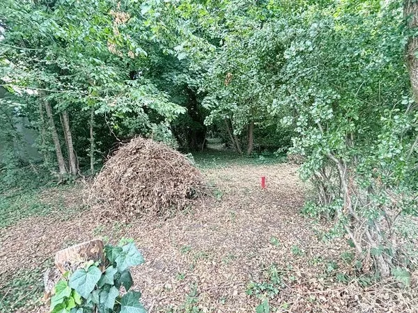 Terrain 412 m²