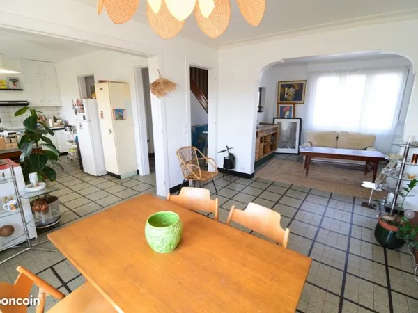 Maison à vendre Sin le Noble, Marais, 4 pièces • 125 m2