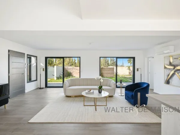 Maison contemporaine 4 pièce(s) 130 m2 la Crau