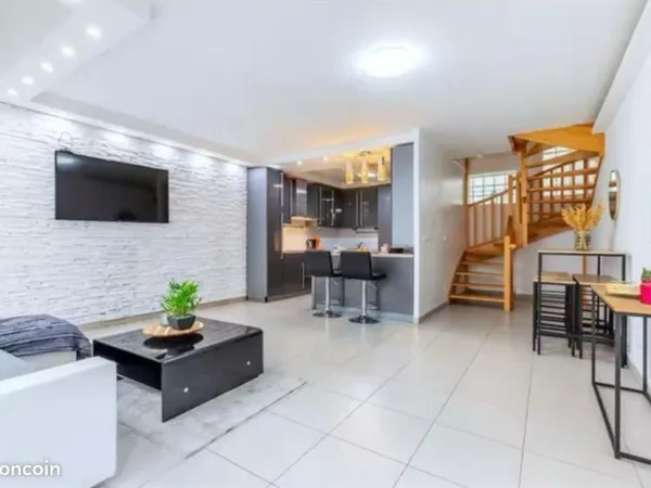 Triplex 5 pièces 90 m²