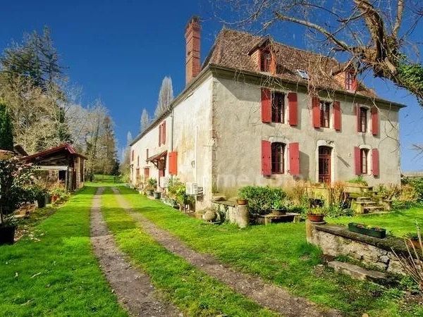 Maison 16 pièces 495 m²