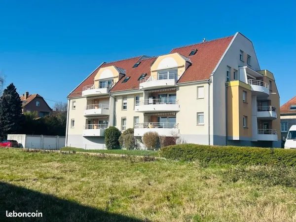 4/5 pièces Duplex - 114m² habitables 136m2 au sol - dernier étage ascenseur - Double garage et pk - 