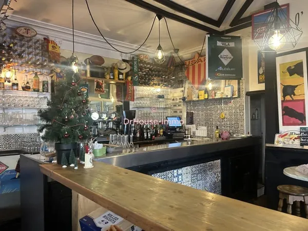Restaurant thuir