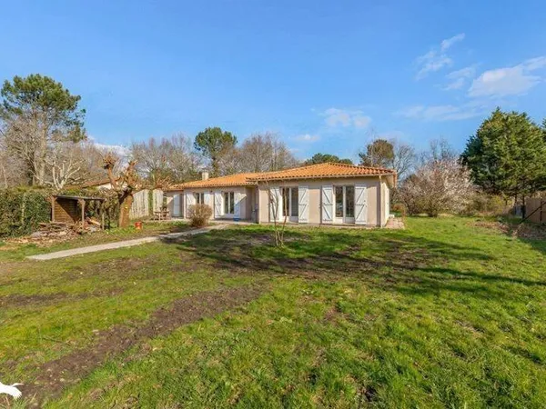 Maison de plain-pied 5 pièces 138 m²
