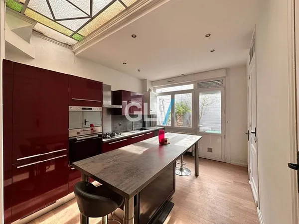 Maison 6 pièces 90 m²