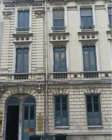 T2 Vienne face place Joseph Muray - Gare 10 mn à pieds