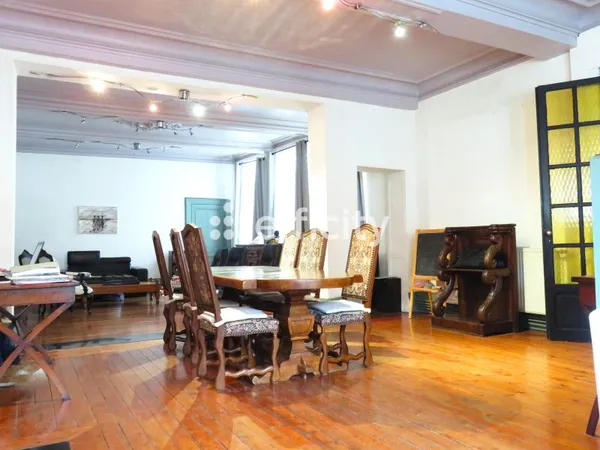 Appartement 5 pièces 154 m²