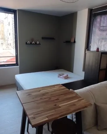 Studio meublé