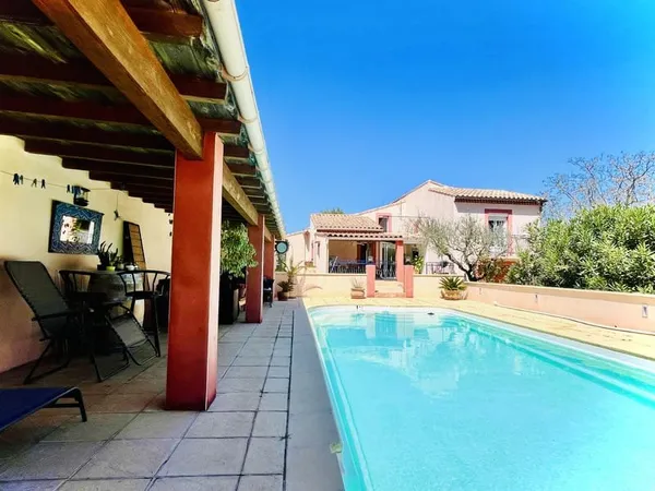 VILLA T5 140 M2 - TERRAIN 1300 M2- PISCINE - GARAGE - POOL H