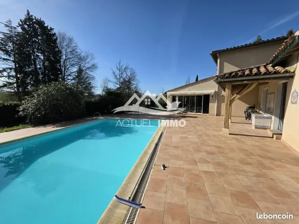 Maison 6 pièces 200 m²
