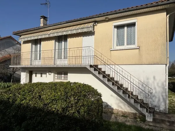 Maison Vente Ruffec 6p 87m² 107000€