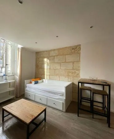 Studio 2 pièces 20 m²