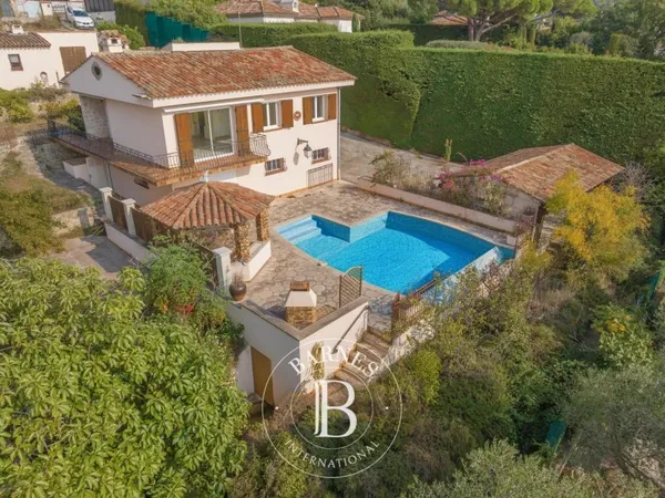 LE CANNET - VILLA PROVENÇALE - VUE MER - À RÉNOVER
