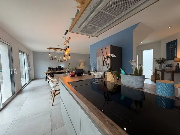 Maison 76 pièces 170 m²
