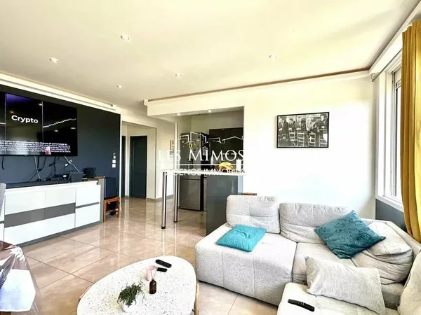 FREJUS CENTRE-VILLE - Appartement 4 pièces de 70 m²
