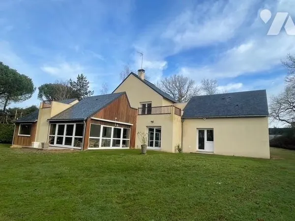 Maison 6 pièces 167 m²