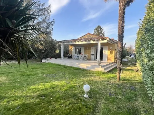 Maison 140 m2 avec jardin et sous-sol aménageable de plus de