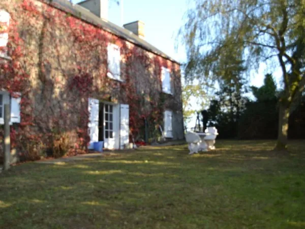 PETIT HARAS SITUE DANS CORP DE FERME