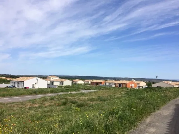 Terrain 400 m²