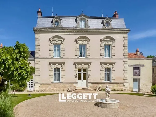 Château 13 pièces 595 m²