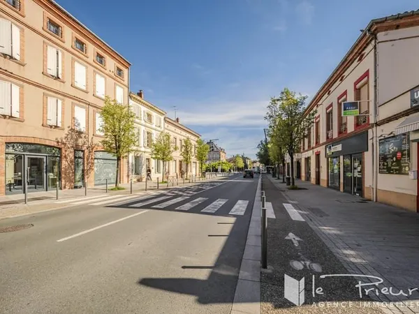 EXCLUSIVITE. Maison de caractère avec jardin, piscine et garage en plein centre d'Albi, quartier rec