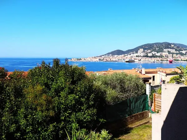 Maison mitoyenne Ajaccio Colline d'Aspretto 4 pièces 126 m2