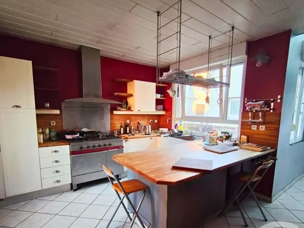 Maison 6 pièces 157 m²