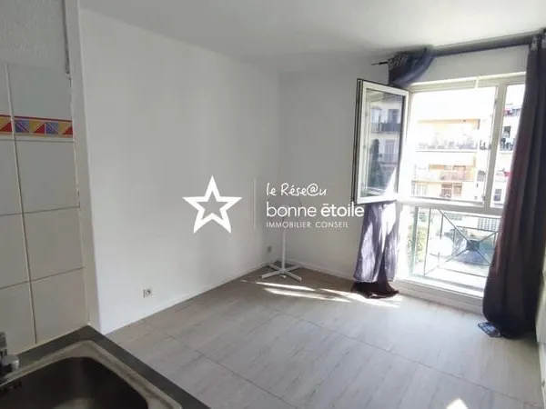 Studio 1 pièce 16 m²