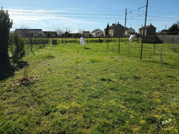 Terrain 850 m²