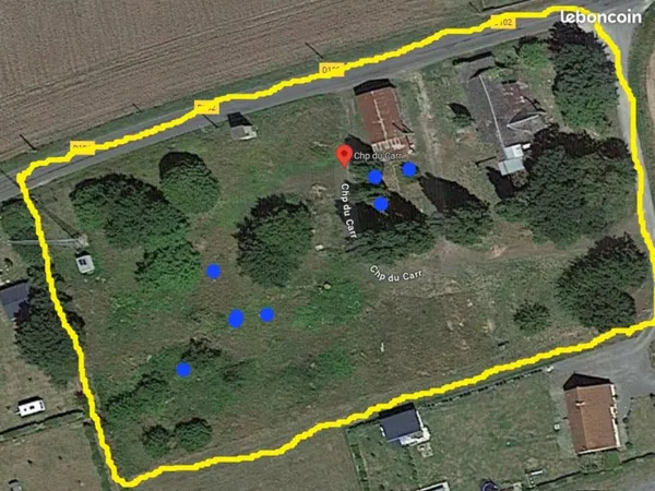 Terrain à/Land at Villaines-sous-Malicorne
