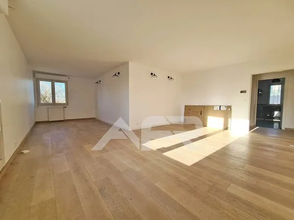 Appartement 4 pièces 93 m²