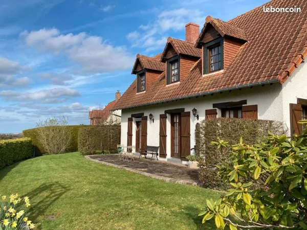Maison - 6 pièces - 108m²