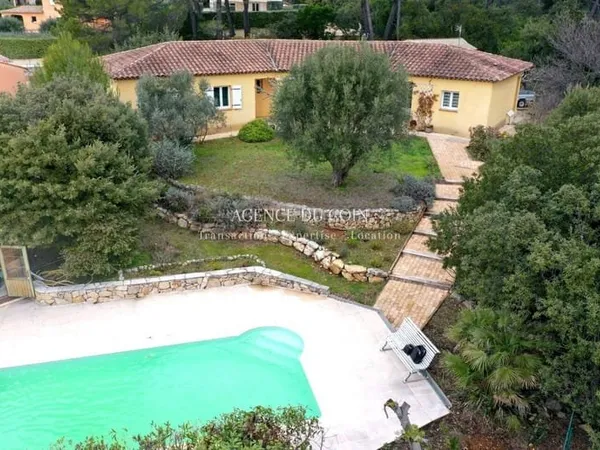 Maison de plain-pied 133 m²