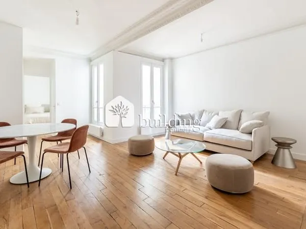 Paris 16ème - Gros Caillou - Appartement 2 pièces de 46,92 m² Carrez en étage
