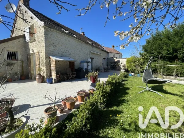 Maison 8 pièces 170 m²