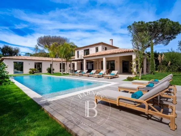 SAINT-TROPEZ - LES SALINS - 5 CHAMBRES - PISCINE