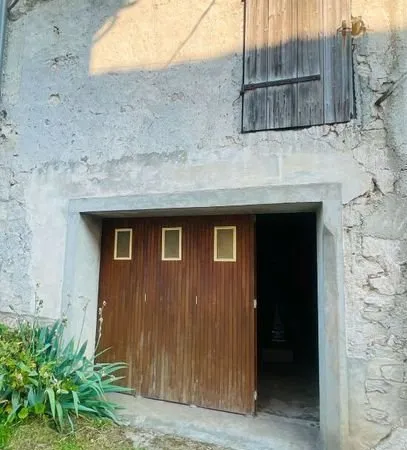 Bâtiment 26 m² VARREDDES