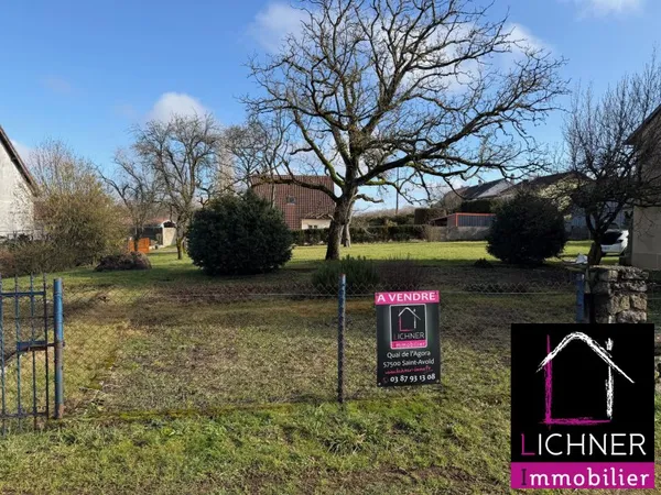 Terrain 812 m²
