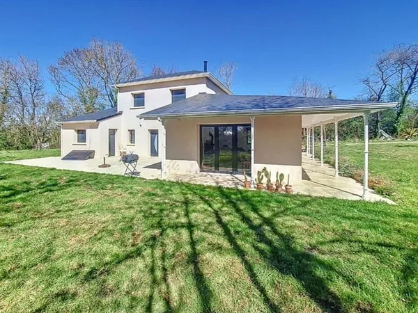 Maison 5 pièces 150 m²