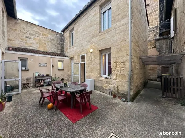 Studio 1 pièce 19 m²