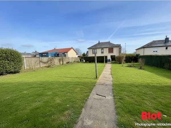 A VENDRE BLOT IMMOBILIER - Maison sur sous-sol à vendre - MONTAUBAN DE BRETAGNE (35360)