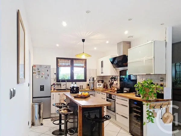 Maison 4 pièces 120 m²