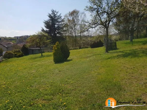 Terrain constructible 787 m²
