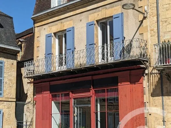 Immeuble de rapport 3 pièces 133 m²