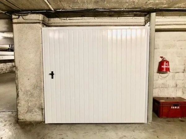 Parking 12 m²