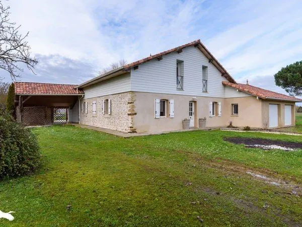 Maison 8 pièces 193 m²