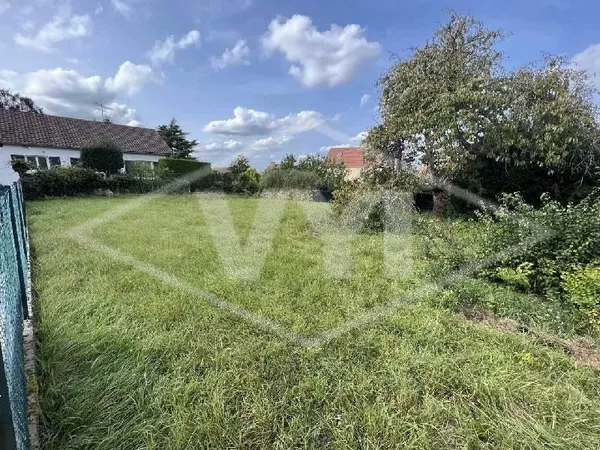 Terrain 384 m²